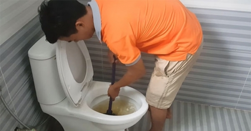 Tắc bồn cầu tại Ninh Bình